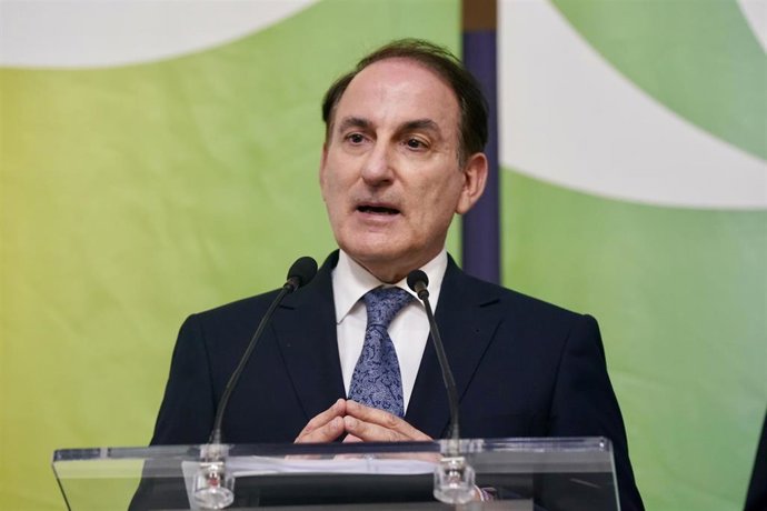 Archivo - El presidente de la Confederación de Empresarios de Andalucía (CEA), Javier González de Lara, en una imagen de archivo 