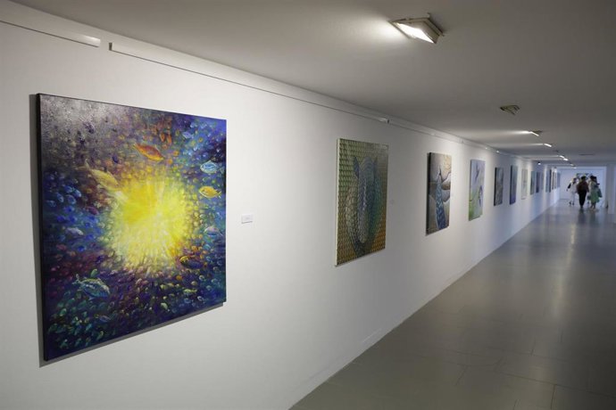 El espacio expositivo Pacífico 54 de la Diputación acoge la muestra 'Pinceladas por una cura'