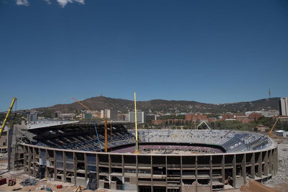Archivo - El Spotify Camp Nou durante las obras para su remodelación.