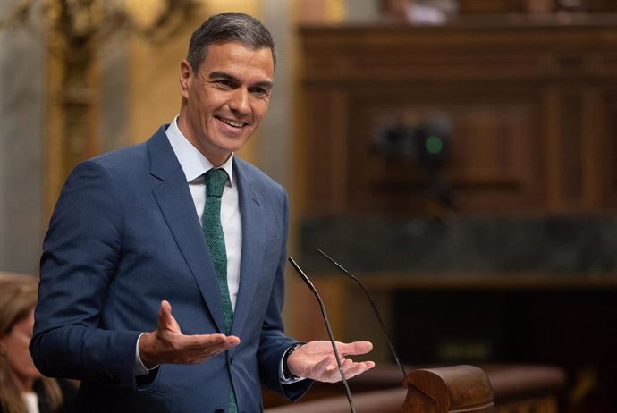 El presidente del Gobierno, Pedro Sánchez, comparece durante una sesión extraordinaria en el Congreso de los Diputados, a 17 de julio de 2024