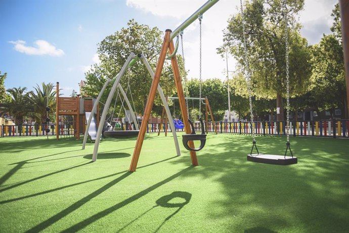 Archivo - Parque infantil en Mérida