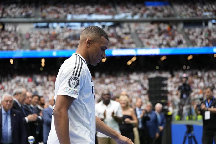 El delantero francés Kylian Mbappe en su presentación como jugador del Real Madrid.