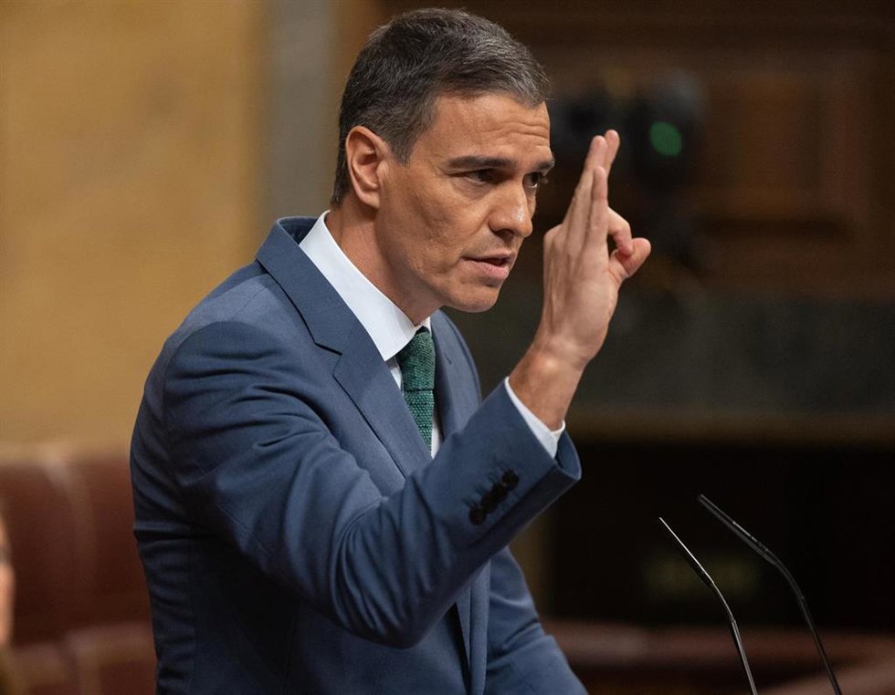 El presidente del Gobierno, Pedro Sánchez, comparece durante una sesión extraordinaria en el Congreso de los Diputados, a 17 de julio de 2024, en Madrid (España). 