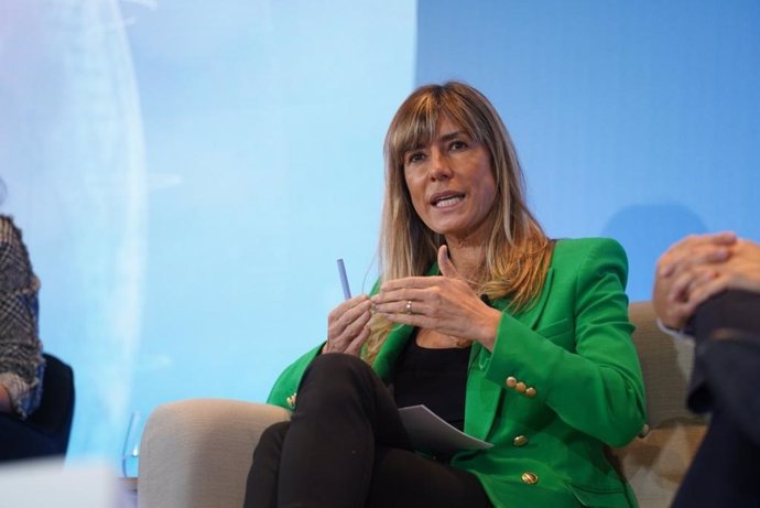 Archivo - La directora de la Cátedra de Transformación Social Competitiva de la Universidad Complutense de Madrid (UCM), Begoña Gómez, en las Jornadas de Sostenibiliad 2021 de Red Eléctrica de España.