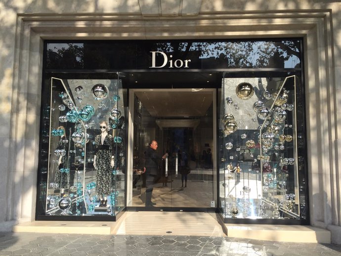 Archivo - Tienda de Dior en Barcelona