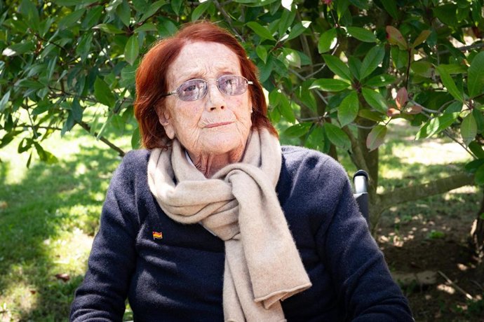 Archivo - La escritora Rosa Regs durante la presentación de su libro Un legado, a 28 de mayo de 2024, en Llofriu, Girona, Catalunya (España). 