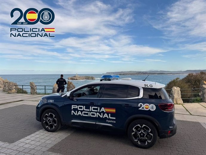 Coche de Policía Nacional