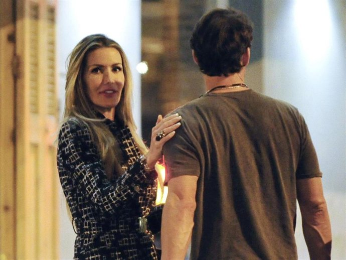 Archivo - ÁLVARO MUÑOZ ESCASSI Y RAQUEL BERNAL