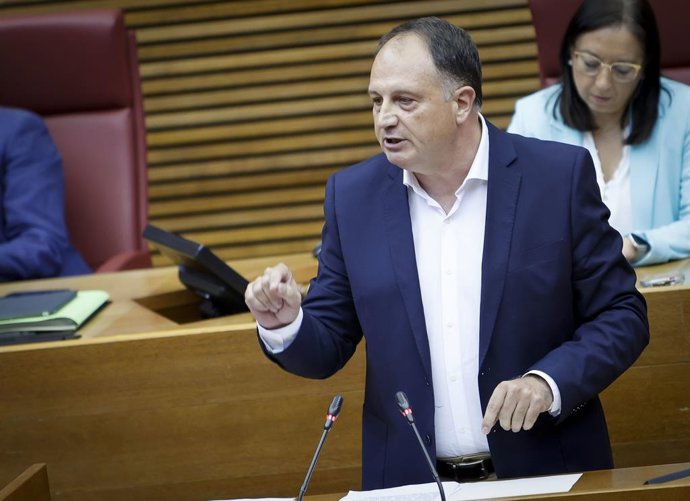 El síndic adjunt del GPP, Salvador Aguilella,