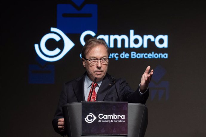 Archivo - El presidente de la Cámara de Comercio, Josep Santacreu, en una imagen de archivo.