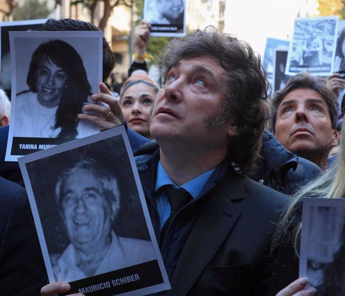 HANDOUT - 18 July 2024, Argentina, Buenos Aires: Javier Milei, President of Argentina, takes part in a commemorative event 30 years after the Bobmen attack on the Jewish community center Amia.  