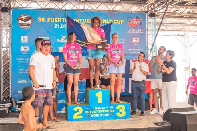 Imagen del podio de la 35 edición de la Copa del Mundo de Windsurf de Fuerteventura