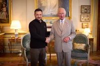 Zelenski agradece a Carlos III el apoyo de Reino Unido al pueblo ucraniano