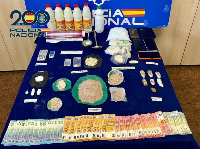 La Policía Nacional desmantela tres puntos de venta de sustancia estupefaciente y detiene a 13 personas en Centro y San Blas.