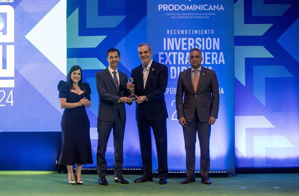 Ecoener, galardonada por su compromiso inversor y su contribución en República Dominicana