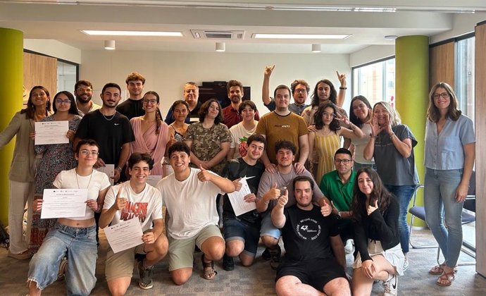 Los participantes en el Summer Bootcamp de la Cámara de Terrassa (Barcelona).