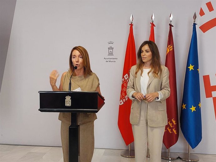 La concejal de Educación y Atención a la Ciudadanía de Murcia, Belén López, en rueda de prensa después de la Junta de Gobierno