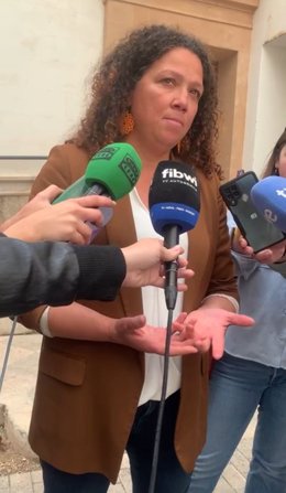 La portavoz del PSIB en el Consell de Mallorca, Catalina Cladera, en declaraciones a los medios.