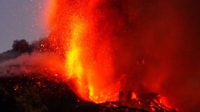 Archivo - Tras cinco décadas de inactividad, el volcán Cumbre Vieja de La Palma (Islas Canarias) entró en erupción el 19 de septiembre de 2021.