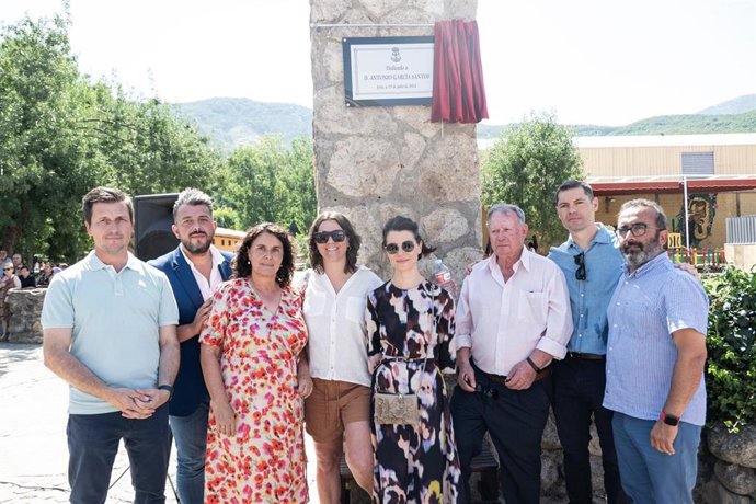 Jerte rinde homenaje al que fuera su alcalde Antonio García Santos