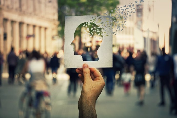 Archivo - Expertos aconsejan fomentar la autonomía de las personas con Alzheimer para ralentizar el deterioro cognitivo