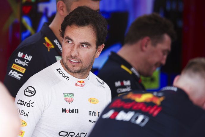PEREZ Sergio (mex), Red Bull Racing RB20, portrait during the Formula 1 Hungarian Grand Prix 2024, 13th round of the 2024 Formula One World Championship from July 19 to 21, 2024 on the Hungaroring, in Mogyorod, Hungary.