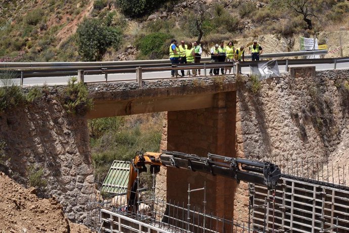 Puente de las Albuñuelas.