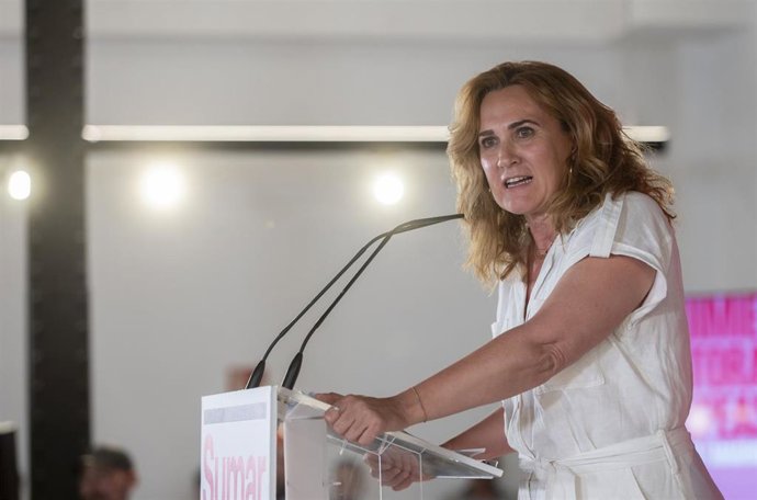 Archivo - La cabeza de lista de Sumar para las elecciones europeas, Estrella Galán, ofrece una rueda de prensa durante el seguimiento de la jornada electoral de elecciones europeas, en la sede de Sumar, a 9 de junio de 2024, en Madrid (España). 