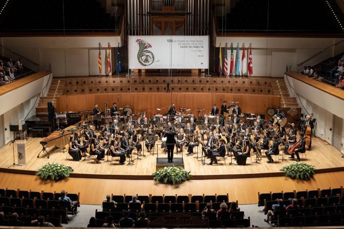 LA BANDA GALLEGA DE CALDAS DE REIS SE IMPONE EN LA SECIÓN SEGUNDA DEL 136 CIBM “CIUDAD DE VALÈNCIA”