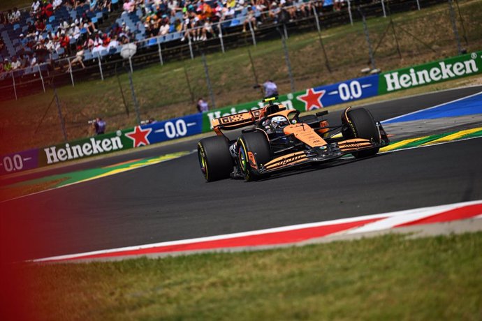 19 July 2024, Hungary, Budapest: British Formula 1 driver Lando Norris of the McLaren team in action during the first practice session for the Formula One Hungarian Grand Prix at the Hungaroring circuit. Photo: Balint Szentgallay/ZUMA Press Wire/dpa