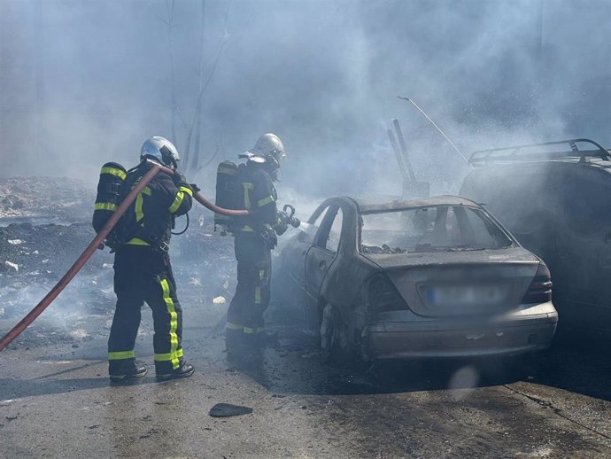 Cuatro atendidos, uno por quemaduras de segundo grado, en un incendio de una infravivienda en Leganés