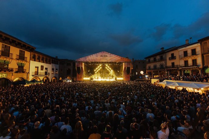 Més de 67.000 persones assisteixen a l'Alma Festival de Barcelona al Poble Espanyol