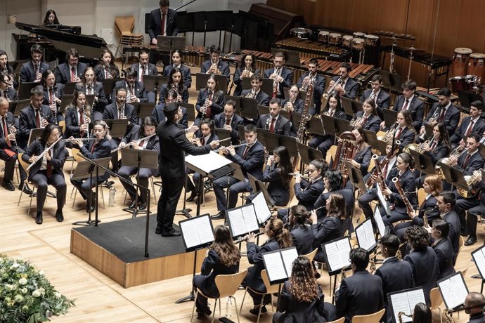 LA PRIMERA SECCIÓN DEL 136 CIBM CIUDAD DE VALNCIA FINALIZA CON EL TRIUNFO DE LA BANDA MARCIAL DO VALE DE PORTUGAL