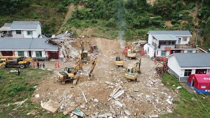 XINHUANG, June 23, 2024  -- An aerial drone photo taken on June 23, 2024 shows the site of a landslide in Douxi Village, Xinhuang Dong Autonomous County of Huaihua City, central China's Hunan Province. The landslide occurred in Douxi Village at 4:30 a.m