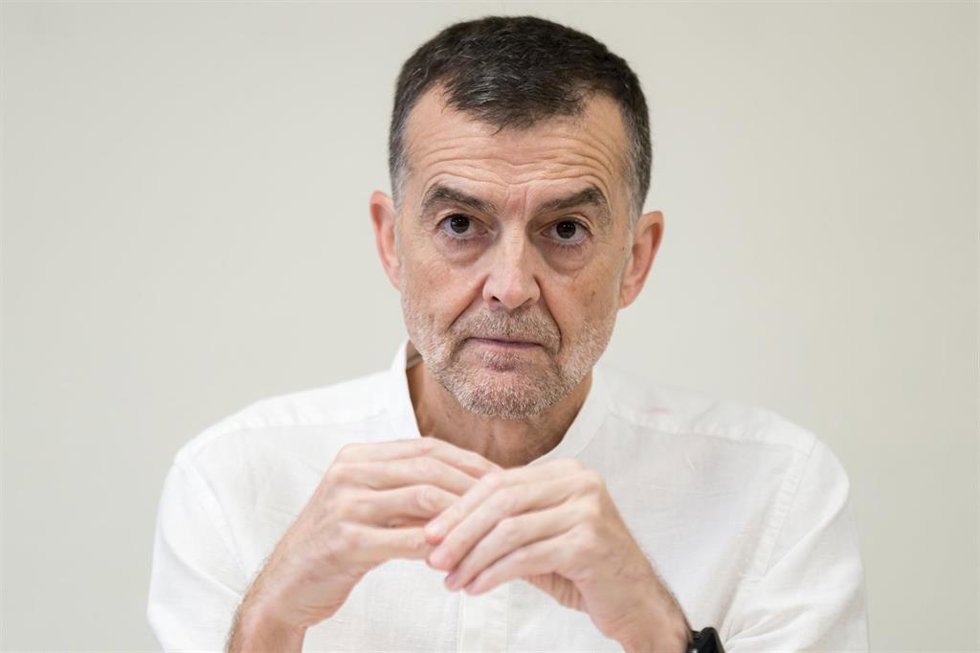 El coordinador federal de Izquierda Unida, Antonio Maíllo, durante una reunión, en la sede del sindicato, a 22 de julio, en Madrid (España).