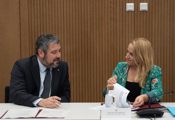 La consellera de Economía y Hacienda de la Generalitat, Natàlia Mas, durante el XIV Pleno de la Comisión Mixta de Asuntos Económicos y Fiscales Estado-Generalitat (CMAEF), en el Districte Administratiu de la Generalitat, a 22 de julio de 2024, en Barcelon