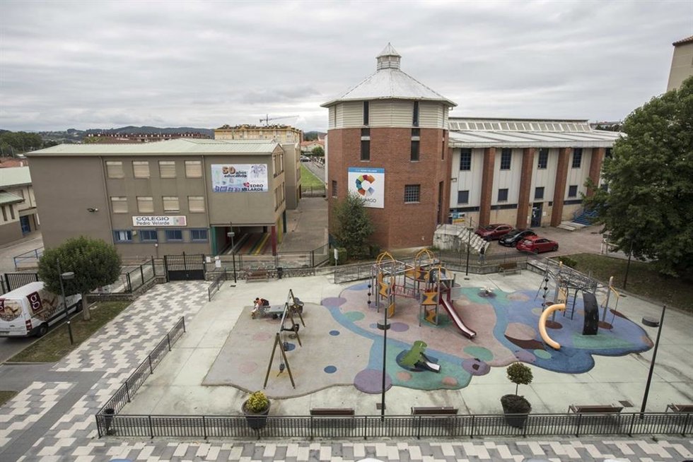 Archivo - Pabellón del Colegio Pedro Velarde