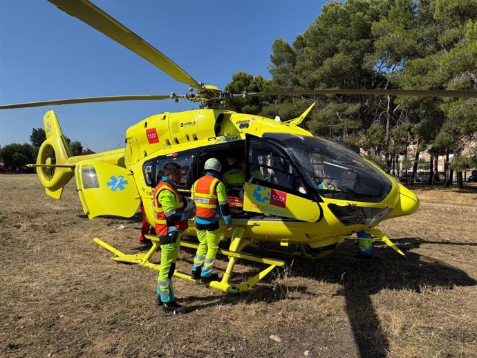 Helicóptero del SUMMA 112 que ha evacuado al menor.