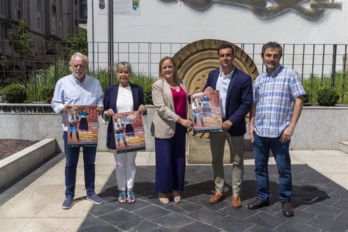 Presentación del 7º Pasacalles Cántabro del Día de las Instituciones