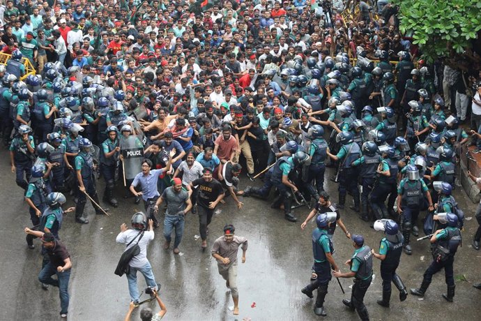 Protestas de estudiantes en Bangladesh 