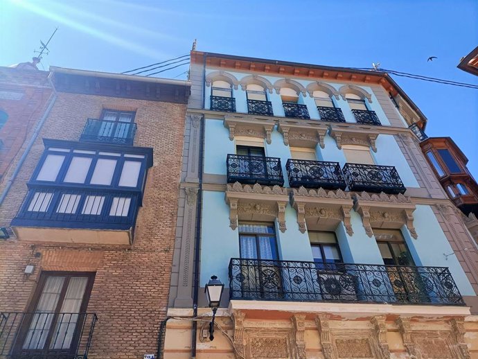 Archivo - Edificio en restauración en la calle La Plata 22 de Toledo