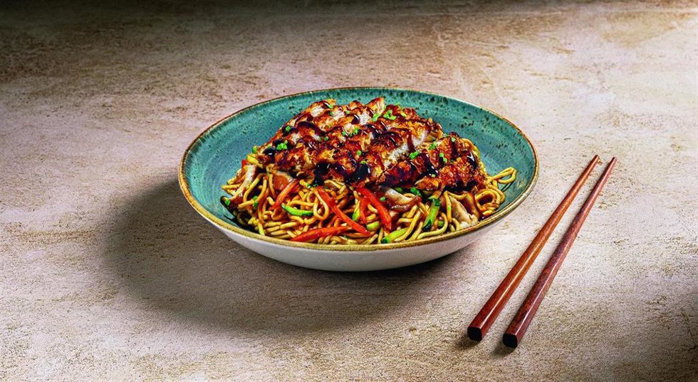 Archivo - Plato de noodles de Udon Asian Food