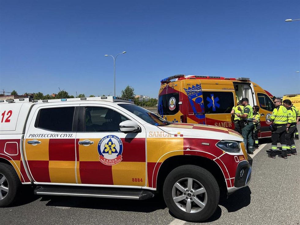 Heridos dos camioneros en una accidente en la A-3, en Vicálvaro