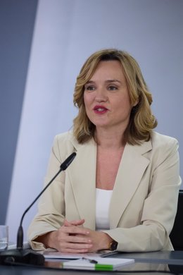 La ministra portavoz, Pilar Alegría, durante una rueda de prensa posterior al Consejo de Ministros, en el Palacio de la Moncloa, a 23 de julio de 2024, en Madrid (España).  El Consejo de Ministros ha aprobado hoy el cese de la directora del Instituto de l