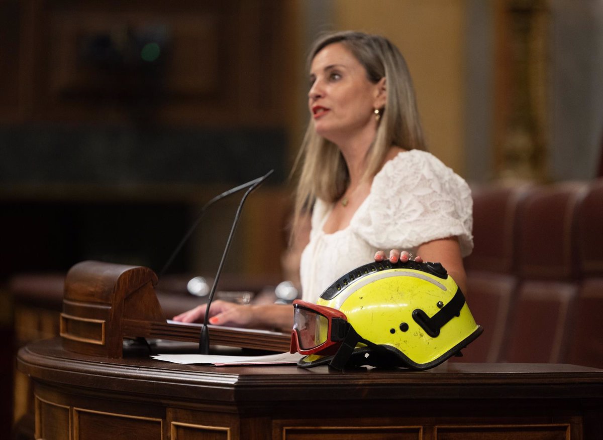 El Congreso aprobará esta tarde las leyes para agentes y bomberos forestales gracias al apoyo del PSOE y sus socios