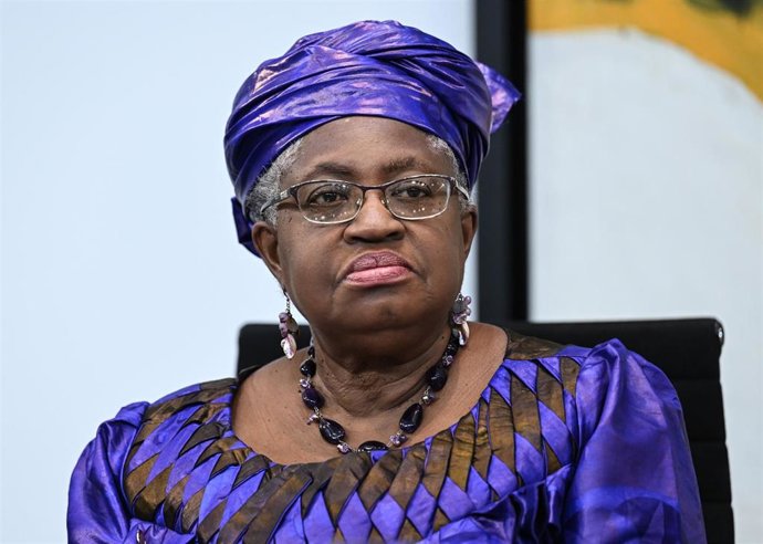 Archivo - FILED - 29 November 2022, Berlin: Ngozi Okonjo-Iweala, Director General of the World Trade Organization (WTO), speaks at a press conference. Photo: Britta Pedersen/dpa