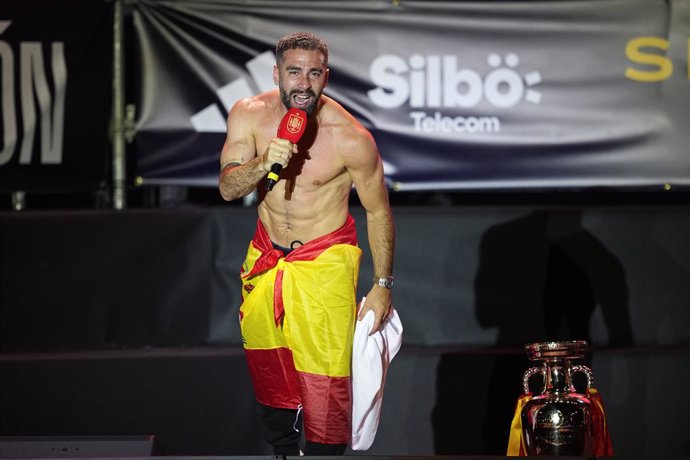 Dani Carvajal celebrates during the celebration of Spain Team at Cibeles Palace of Madrid after winning the Eurocup 2024 against Englad on July 15, 2024 in Madrid, Spain.