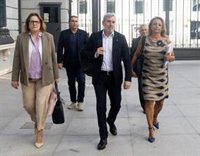 El Gobierno sigue negociando para salvar la reforma de la Ley de Extranjería, con Clavijo de mediador, pero sin avances