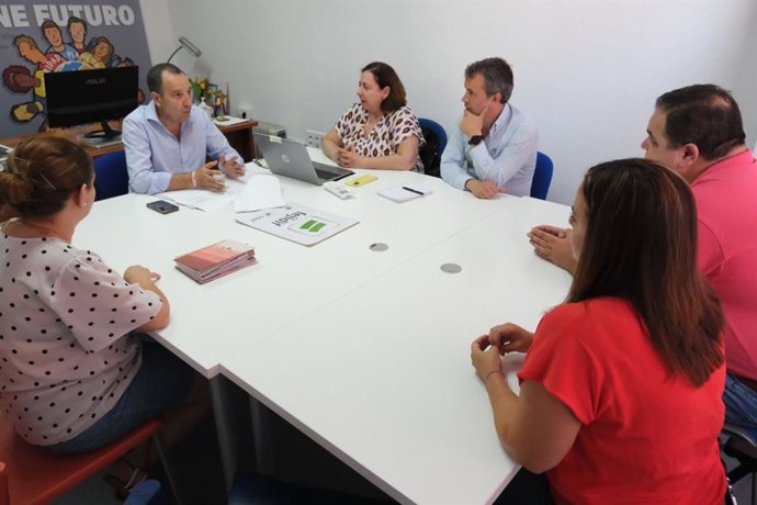 Reunión de Ruz Espejo con Fejidif