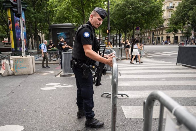 Fuerzas de seguridad francesas se preparan para la celebración de los Juegos Olímpicos